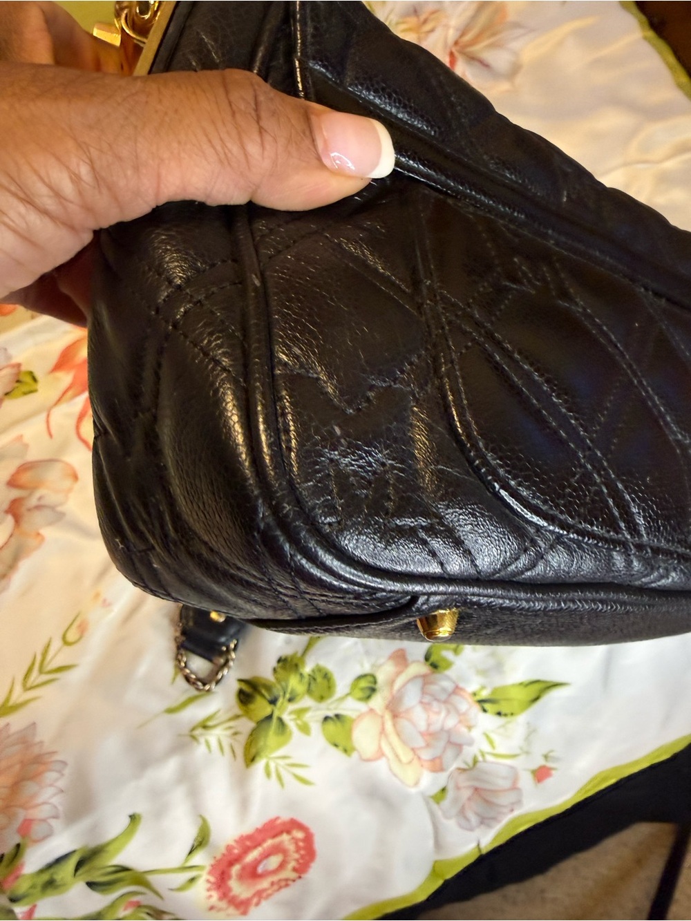 Metrocity Italy Quilted Leather Crossbody Bag – Black & Gold - Picture 8 of 16